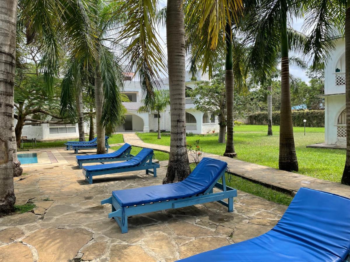 Royal Palms Apartment A4 Mombasa Extérieur photo