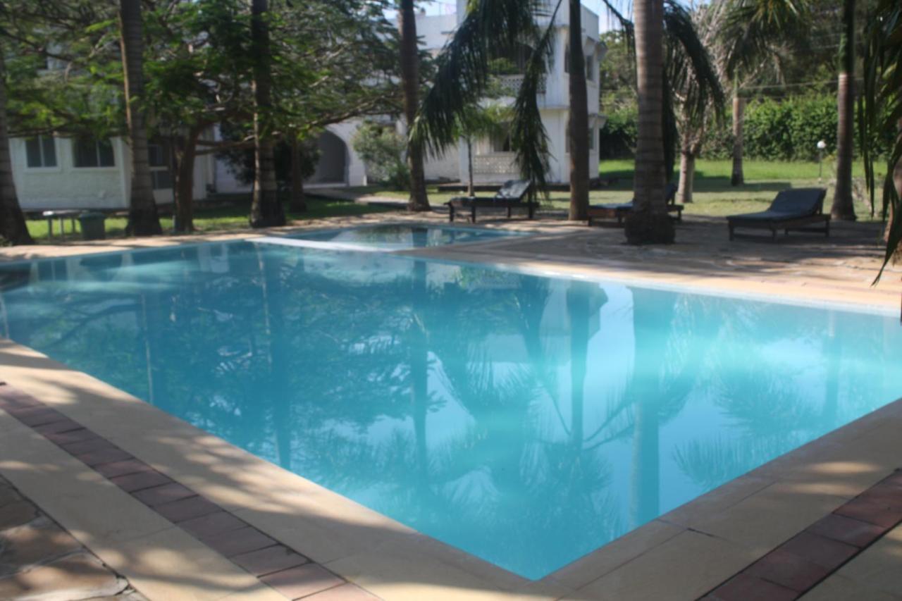 Royal Palms Apartment A4 Mombasa Extérieur photo