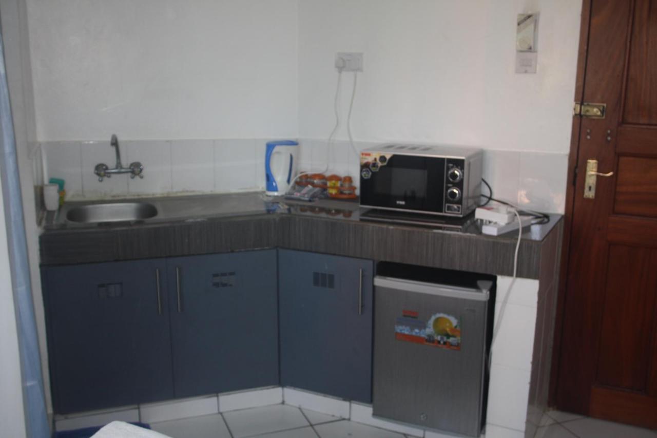 Royal Palms Apartment A4 Mombasa Extérieur photo